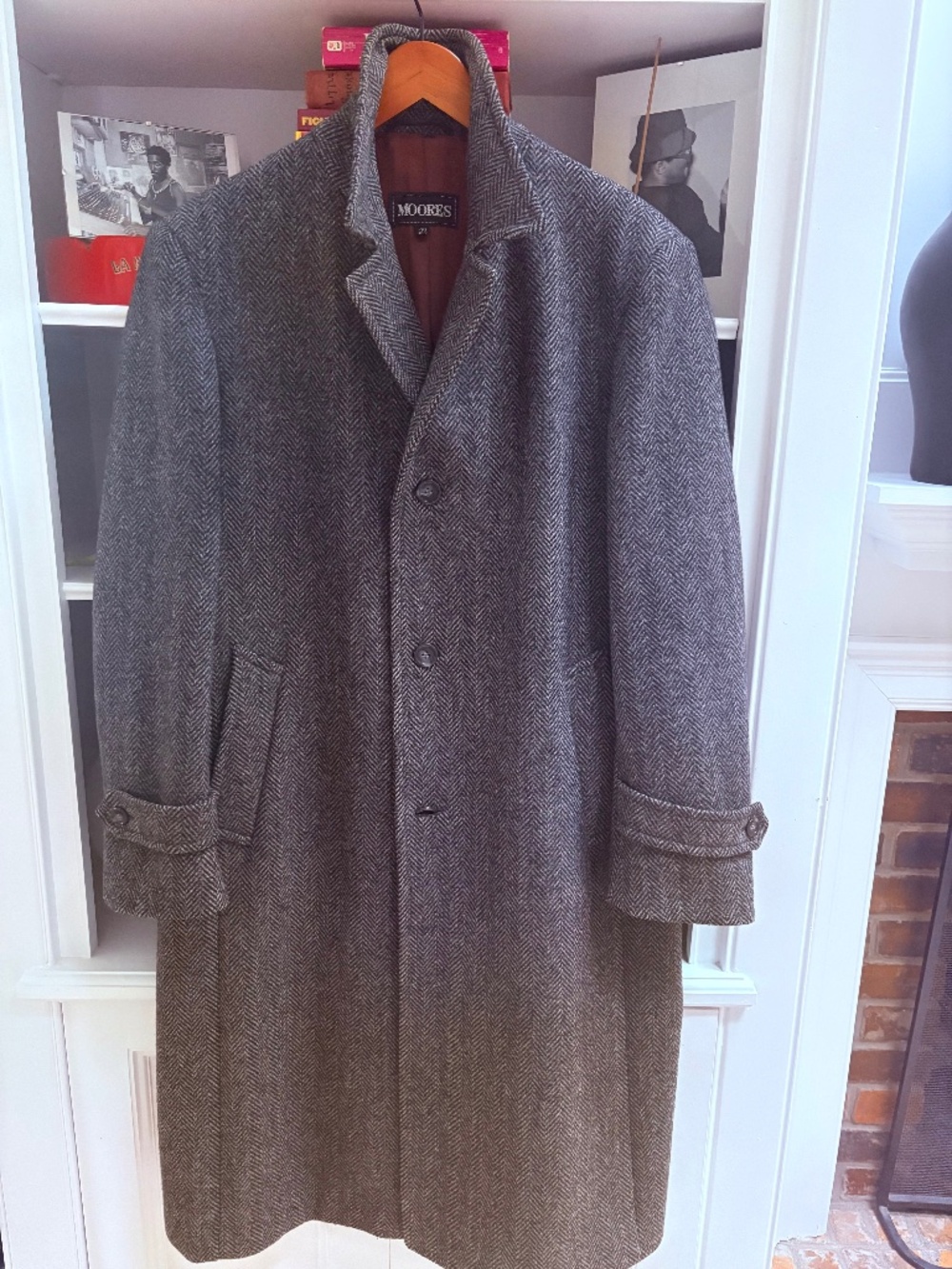 Men’s size 40 wool tweed coat